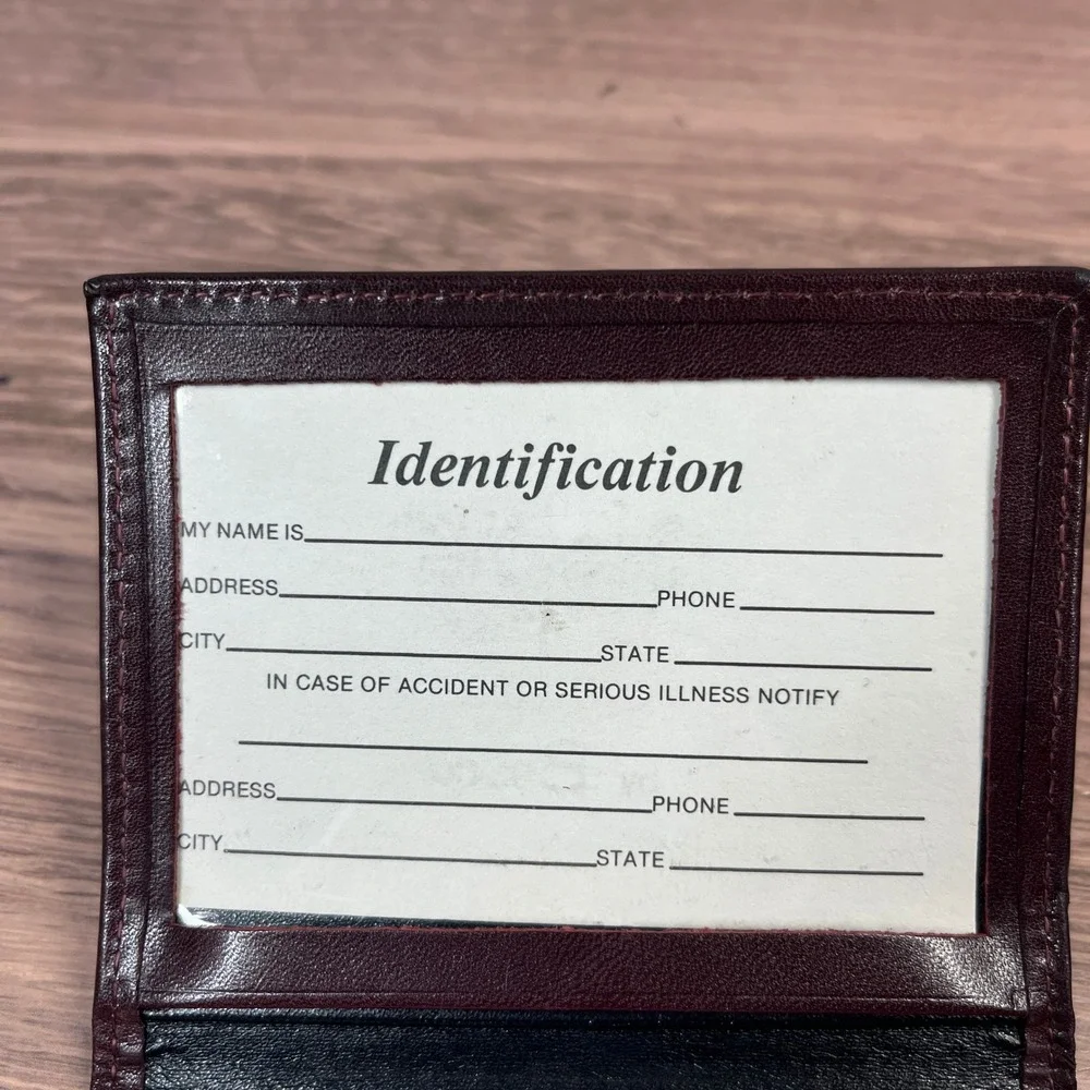 Vintage Bosca Wallet Trifold Small‎ Burgundy Full Grain Leather Gold Logo